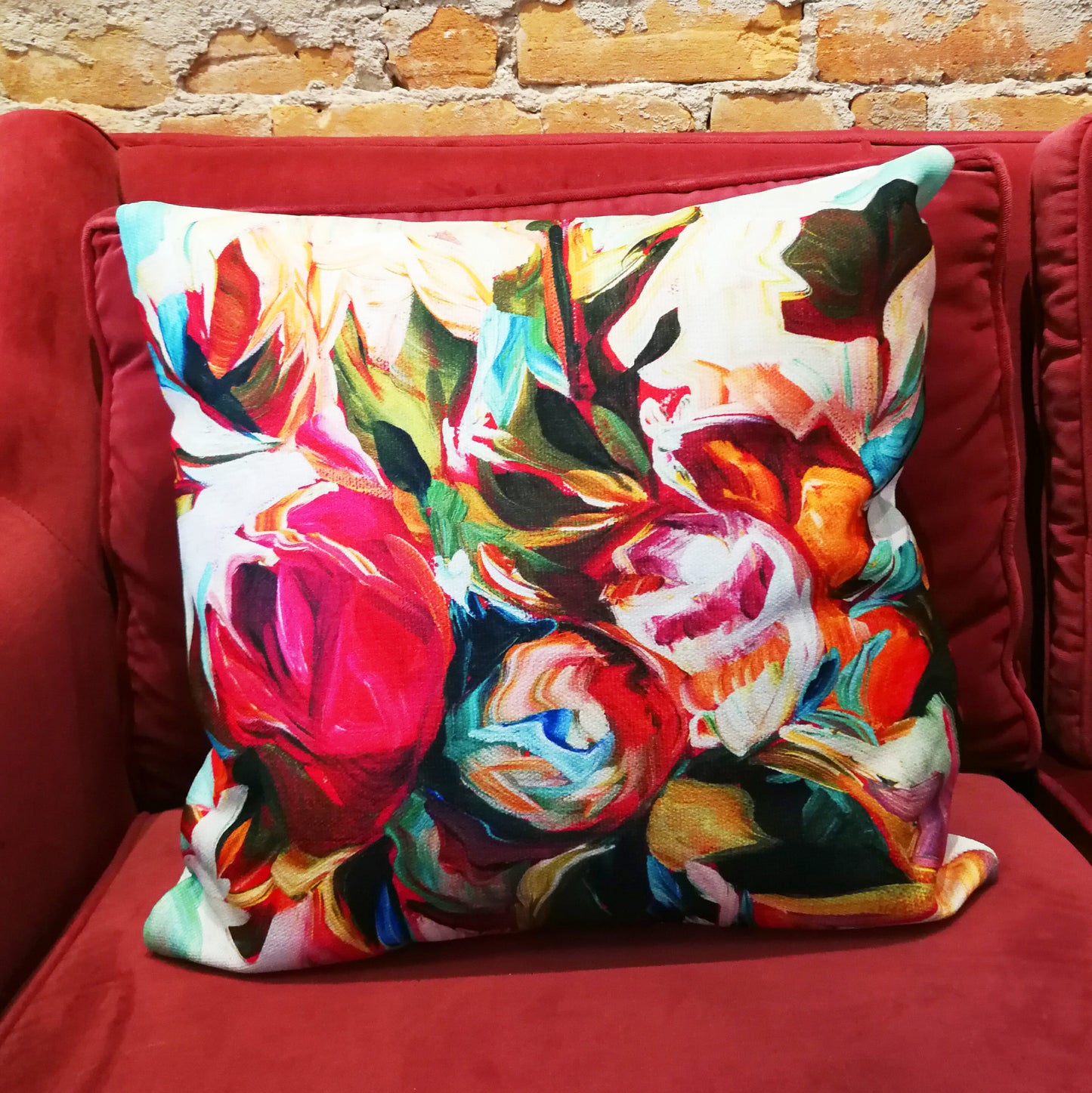 Pillows (18") - Julia Veenstra - Abigail's Flowers